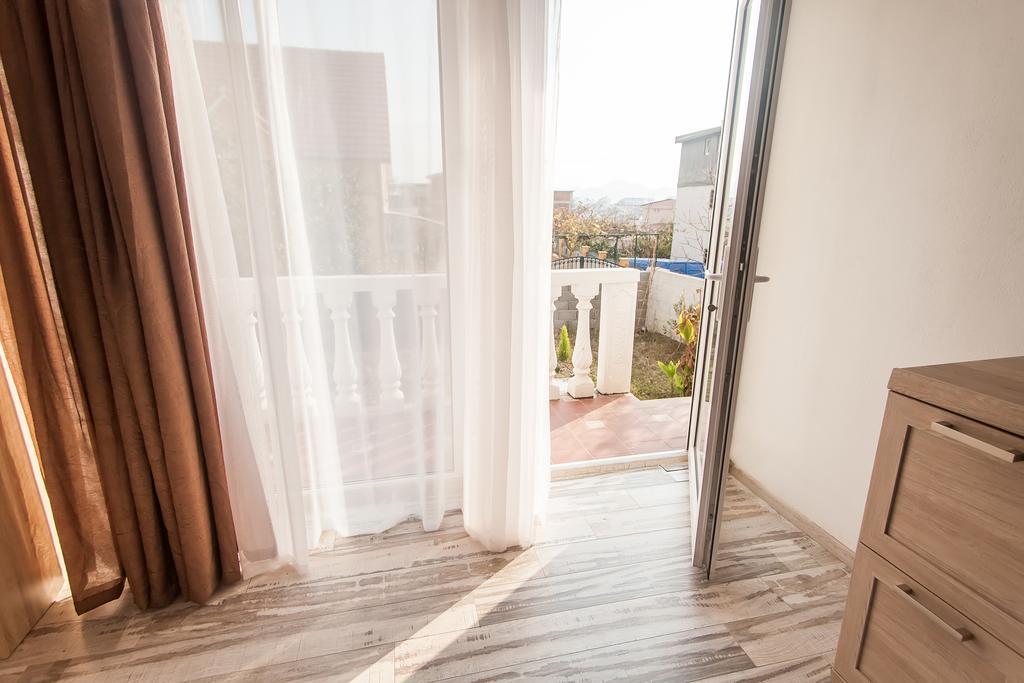 באר Rooms And Apartments Milana חדר תמונה